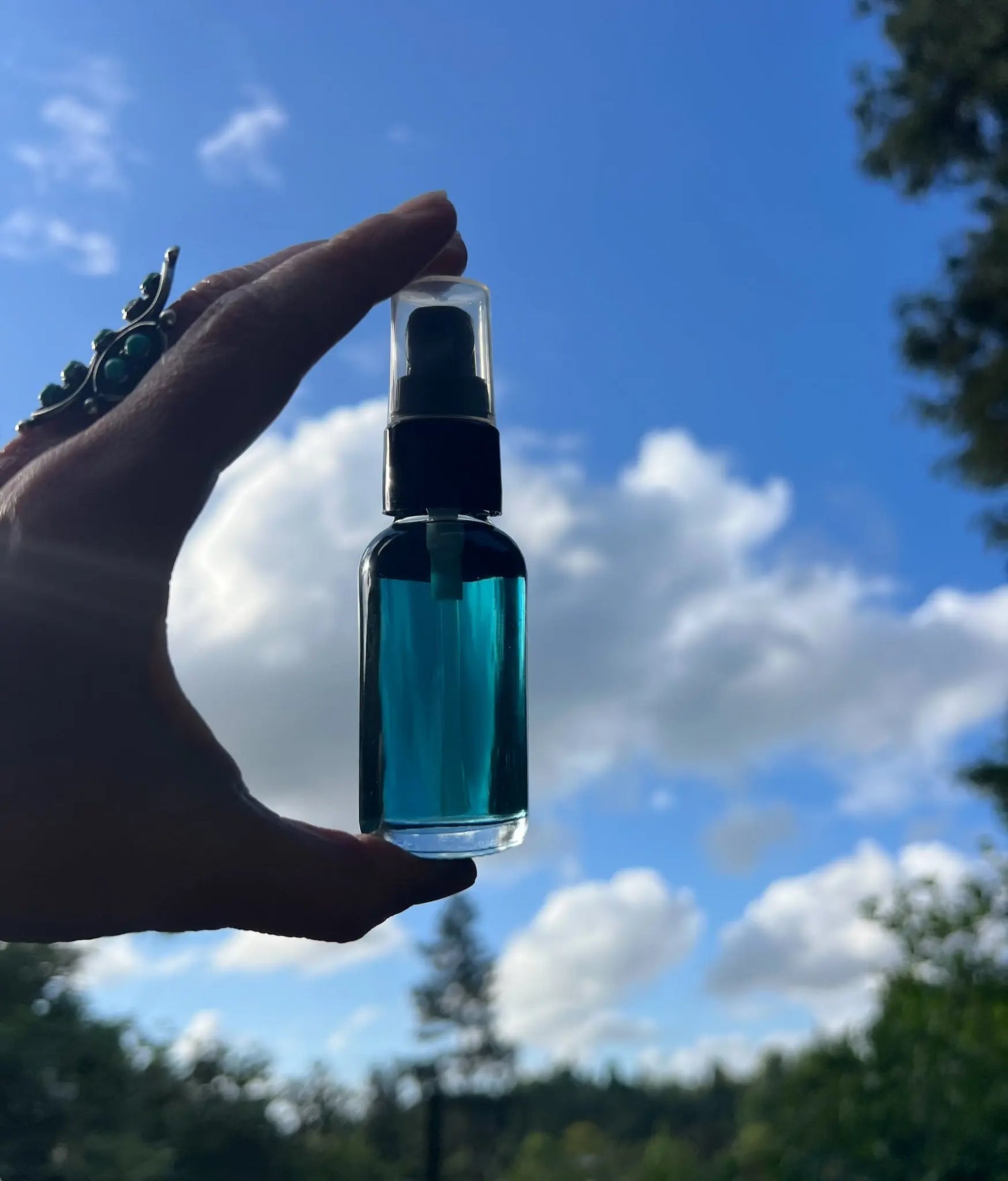 Fawn Lily Botanica | Blue Tansy + Vitamin C Facial Serum