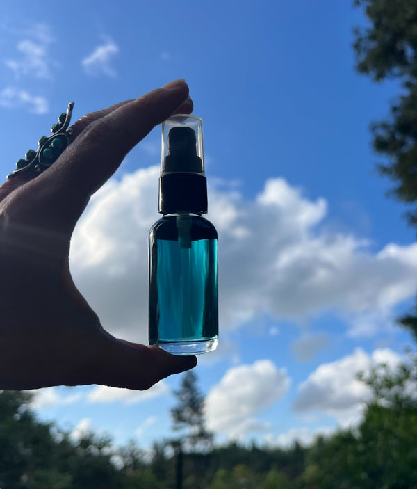 Fawn Lily Botanica | Blue Tansy + Vitamin C Facial Serum