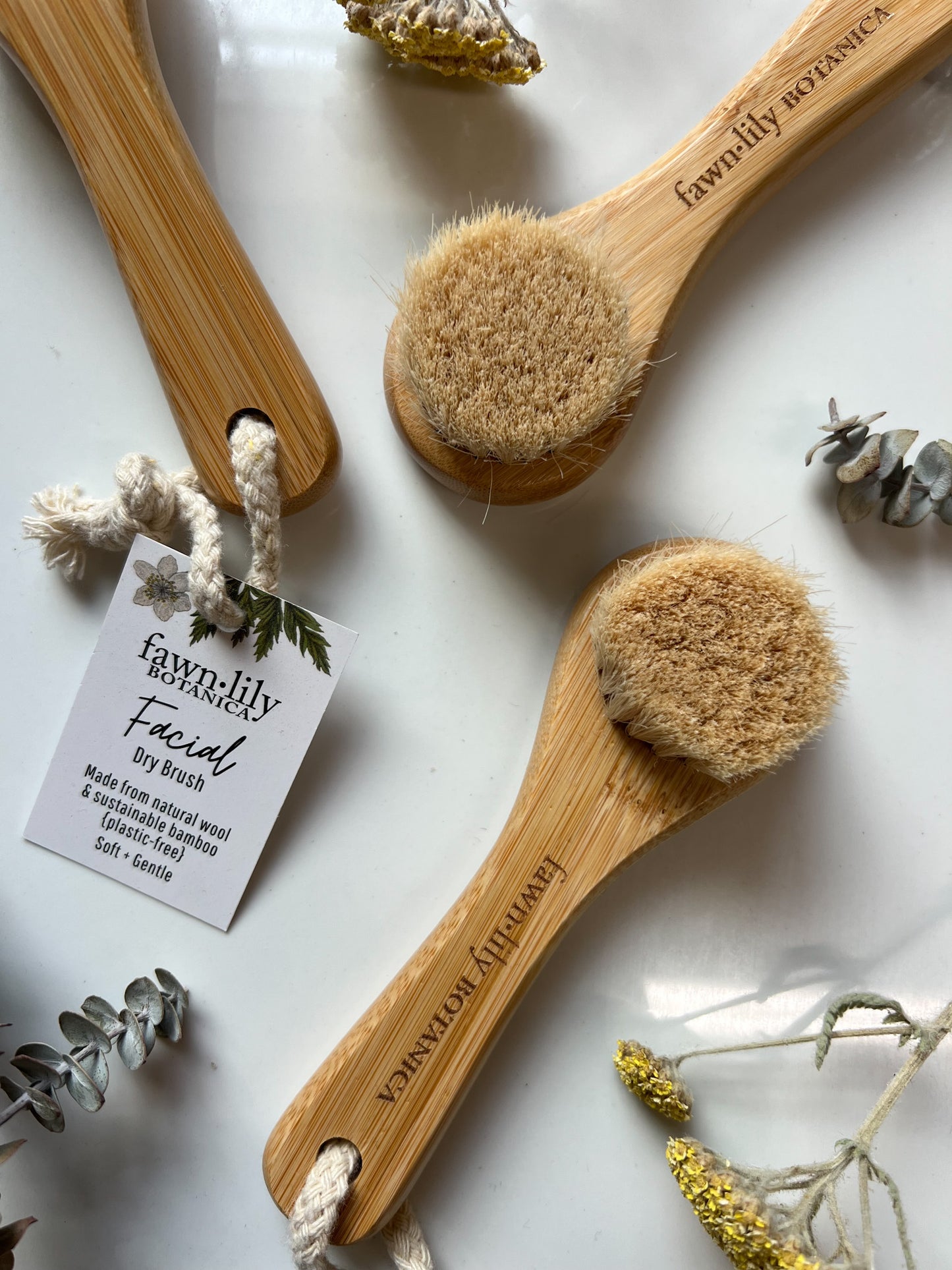 Fawn Lily Botanica | Facial Exfoliating Brush