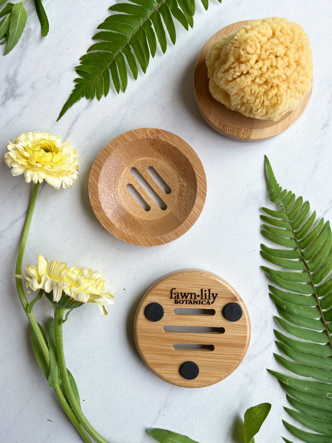 bamboo sustainable and eco-friendly soap dish for facial sponges